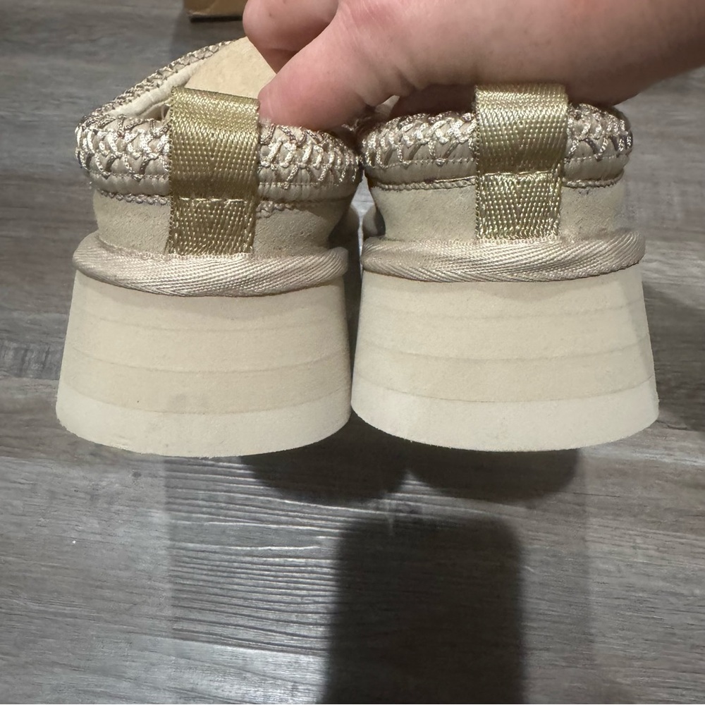 UGG Tazman Platform Slip On Mule Slippers in Mustard Seed - Picture 4 of 14